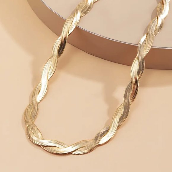 14K Gold Filled Braided Chain Choker Necklace - Picture 3 of 3